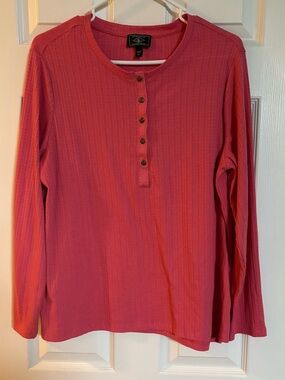 G.H. Bass & Co. Coral Ribbed Henley Top